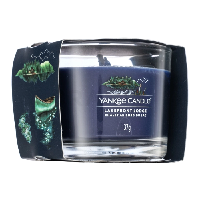 Yankee Candle Lakefront Lodge